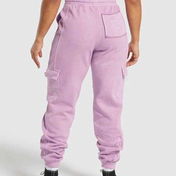 Gymshark Premium Legacy Joggers and Tank (SET) - Picture 6 of 16